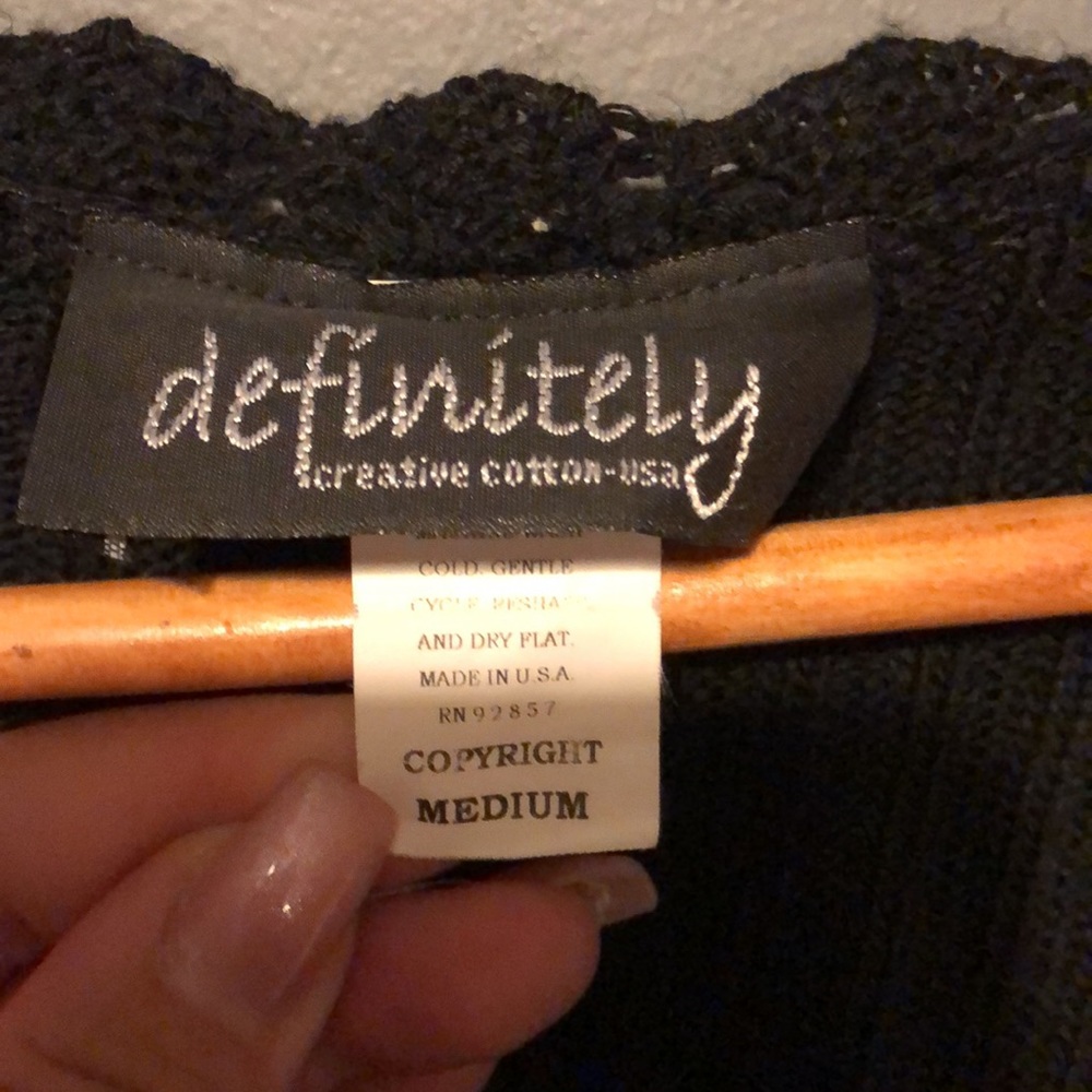 Definitely sweater - Picture 3 of 3